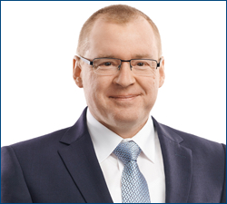 Vorstand Finanzen/IT: Dr. Michael A. Rödel